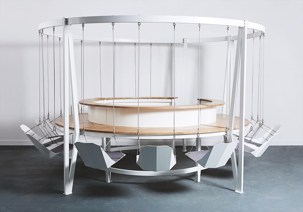 Swing Bar
