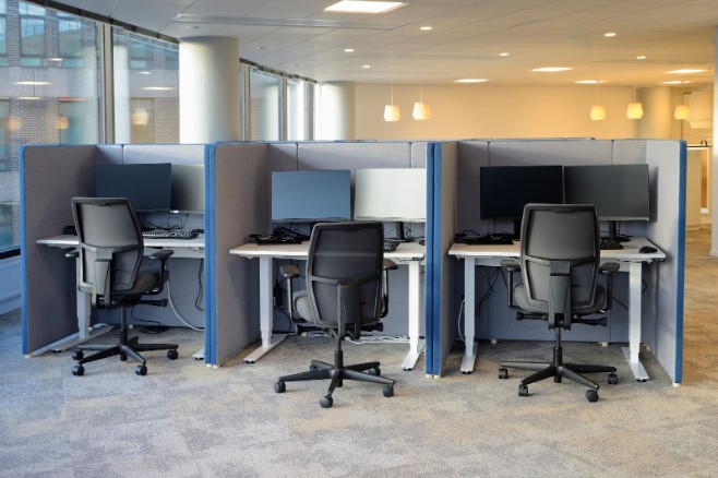 Office Furniture Swing Table 02